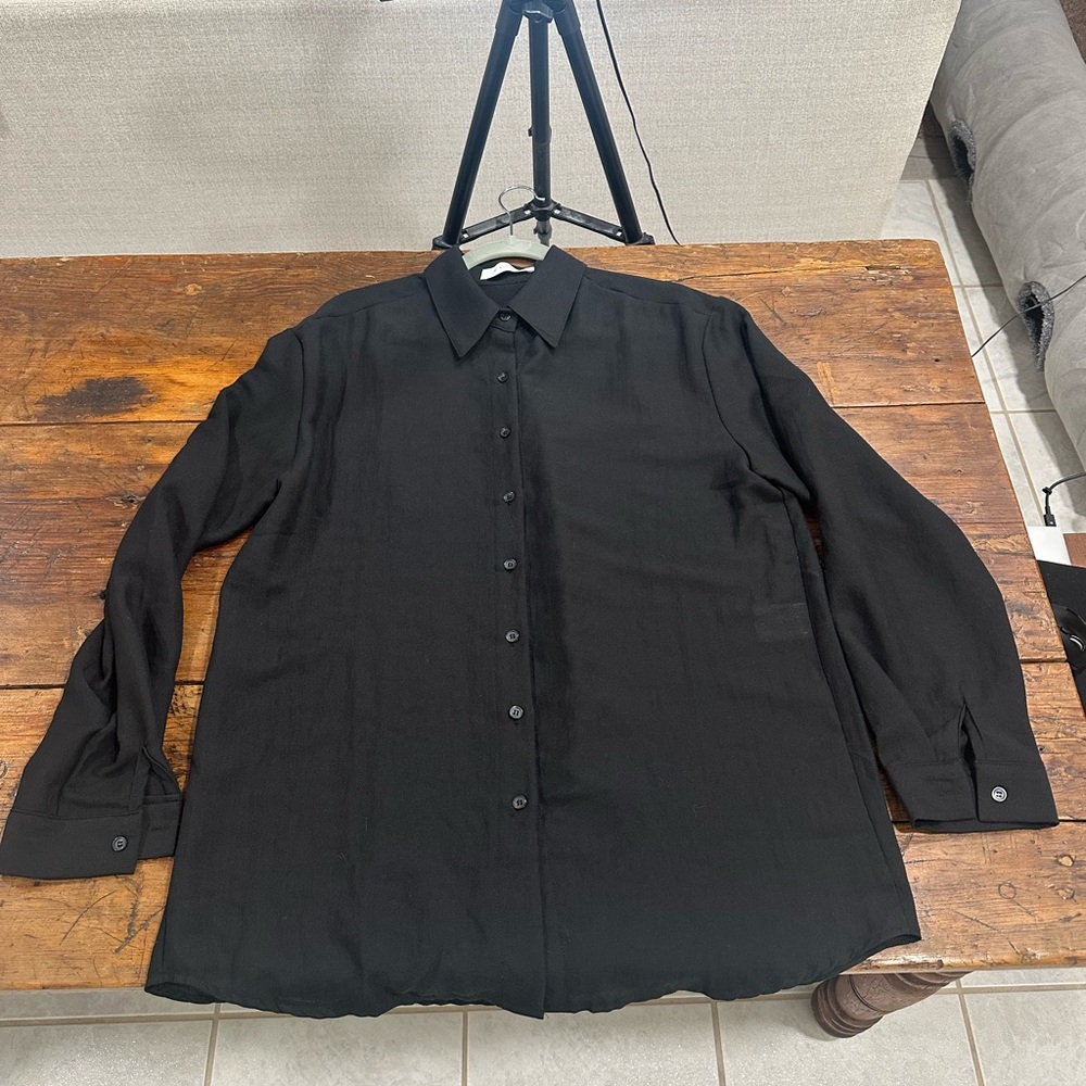 Women’s Black button up dress shirt